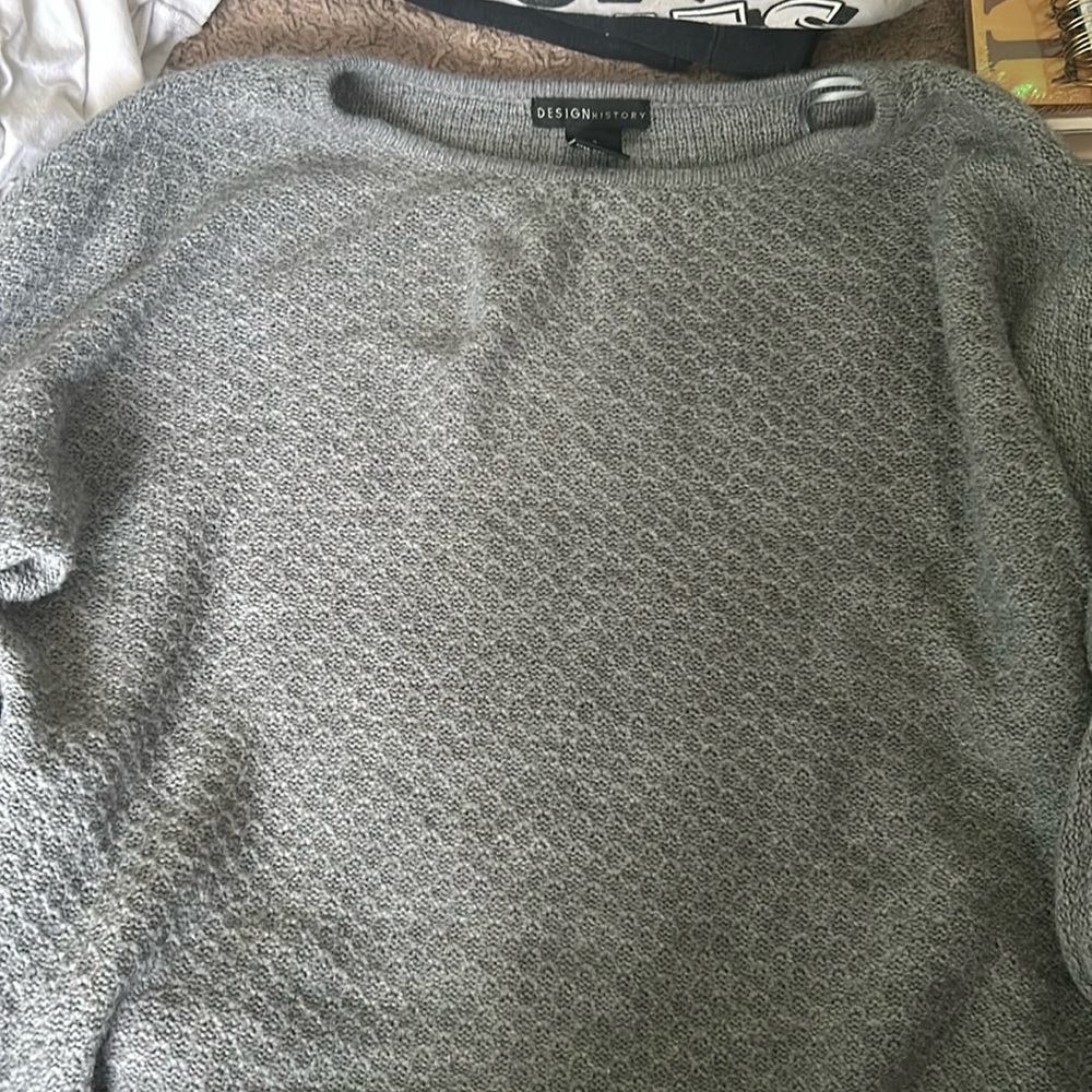 grey sweater